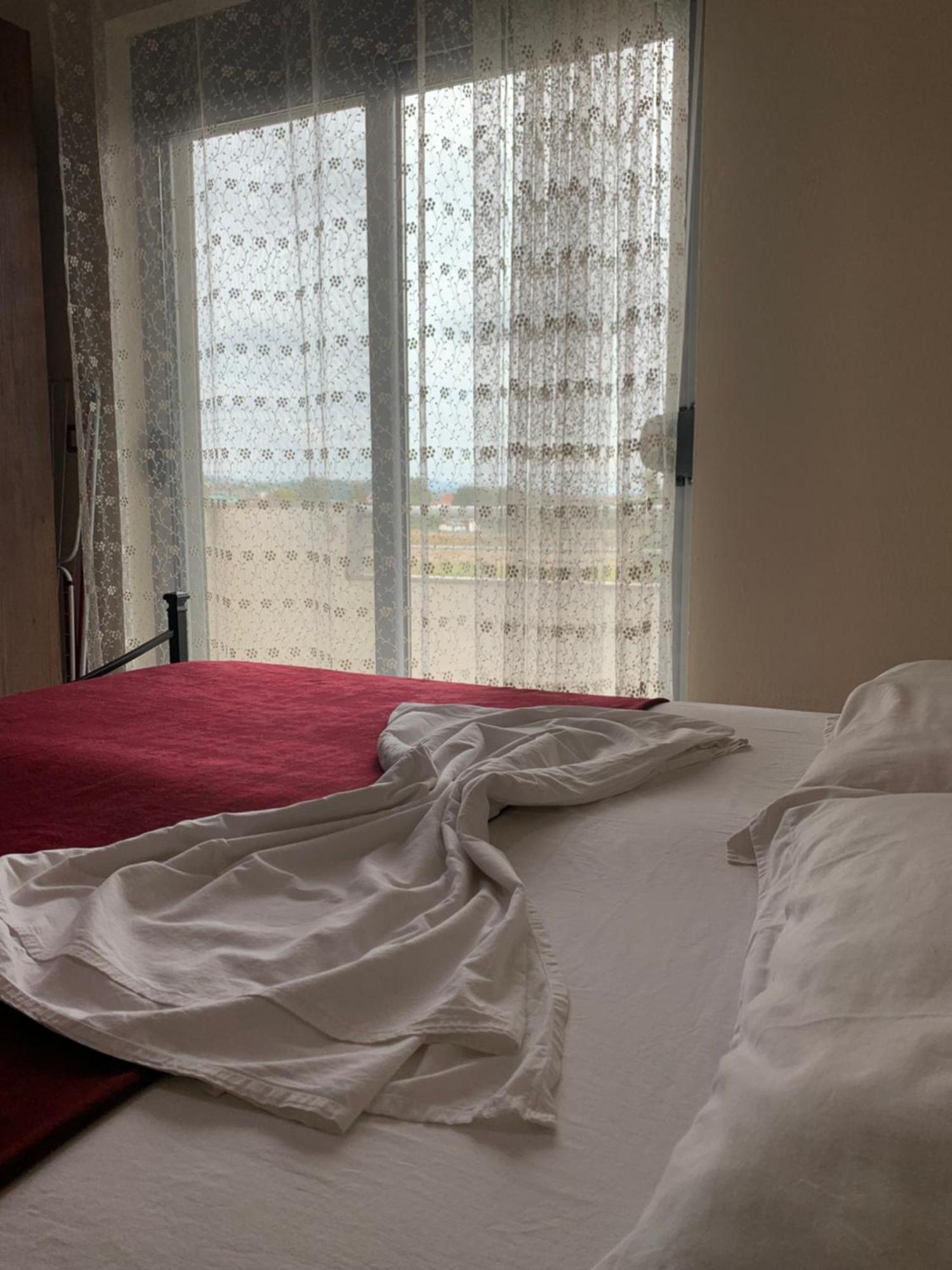 Risus Hotel Голем Экстерьер фото