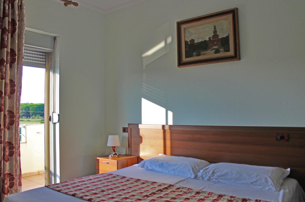 Risus Hotel Голем Экстерьер фото